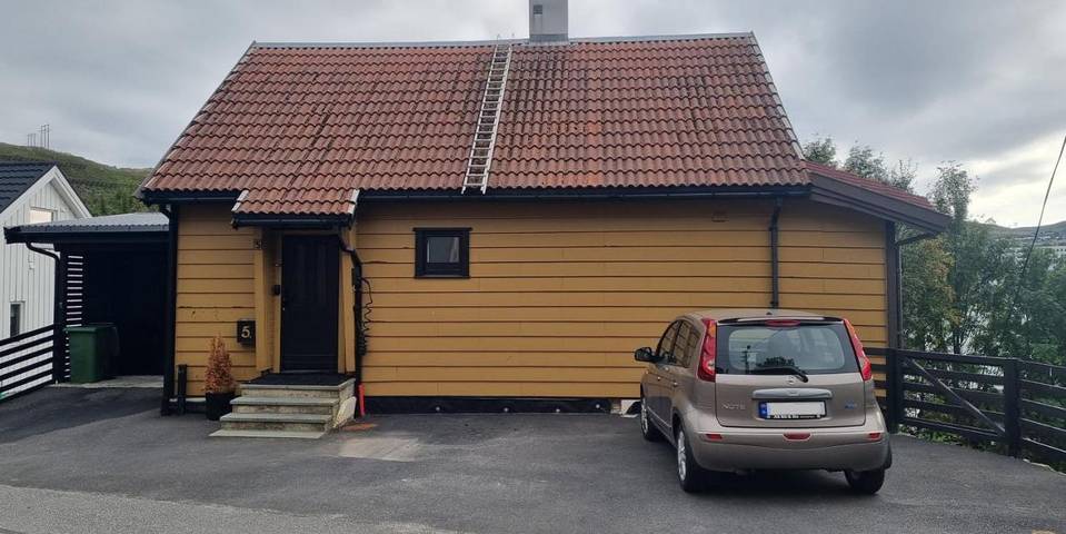 Ferienwohnung für 2 Personen, mit Seeblick und Ausblick sowie Garten und Terrasse in Hammerfest - 2