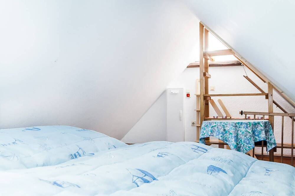 Ganze Wohnung, Ferienwohnung 'Hühnerstall' an der Nordsee in Stadland, Nordseeküste