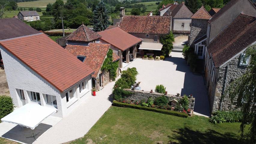 Gîte für 4 Personen, mit Terrasse und Garten sowie Pool in Burgund - 3