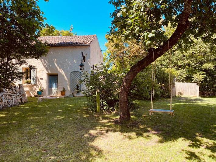 Chambre d’hôte pour 2 personnes, avec Terrasse ainsi que Jardin et Piscine