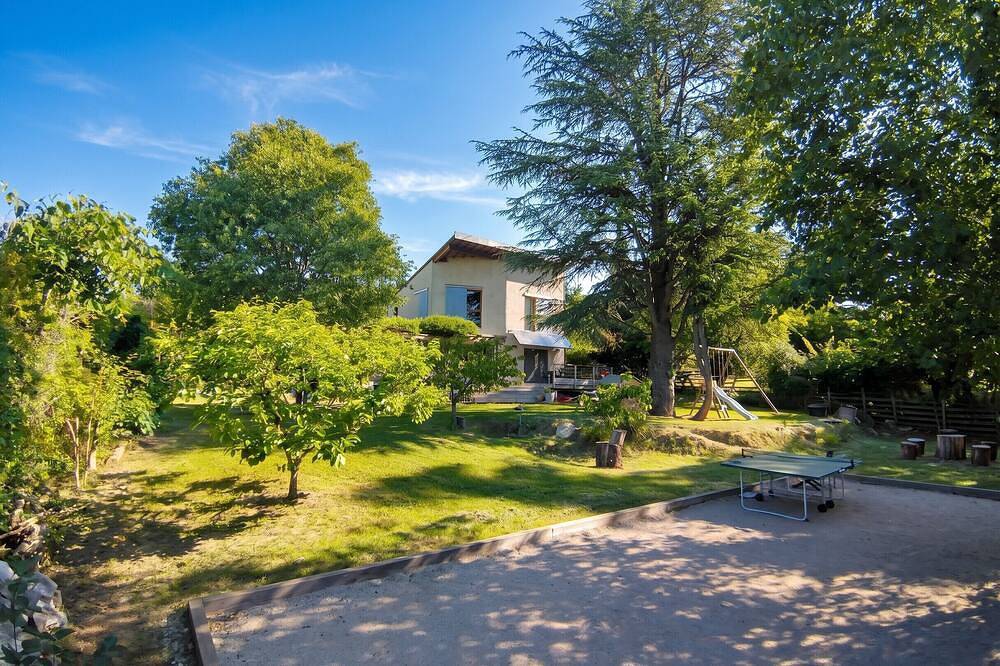 Homerez - Family House in Mane in Mane, Parc naturel régional du Luberon