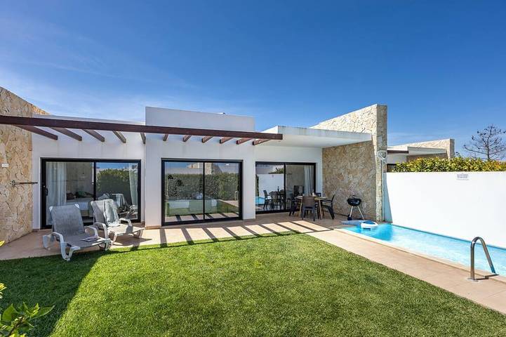 Ferienhaus für 4 Personen, mit Pool und Garten - 1