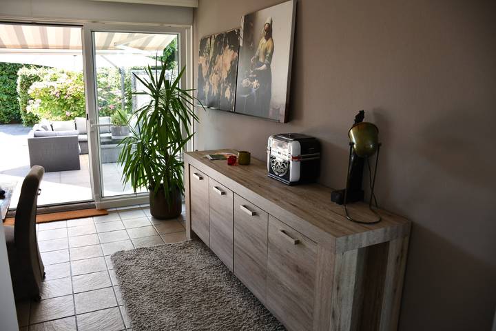 Ländliches Ferienhaus für 6 Personen mit Außen Spa und großem Garten in Dronten in Dronten, Regio Zwolle