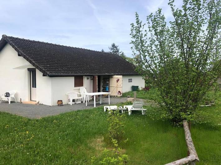 Location de vacances pour 5 personnes, avec jardin à Saint-Pierre-de-Frugie - 2