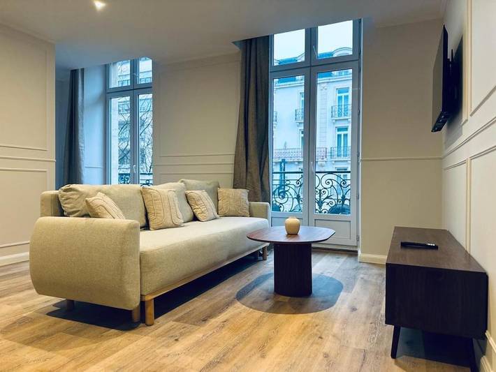 Gîte pour 4 personnes, avec balcon dans Gare de Dijon-Ville