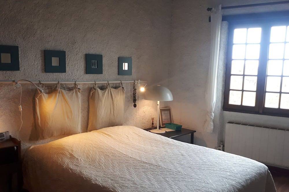 Villa vue mer et coucher de soleil à 5 minutes de la plage in Propriano, Arrondissement de Sartène
