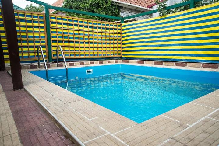 Maison d’hôte pour 4 personnes, avec vue et sauna ainsi que jardin et piscine à Odessa