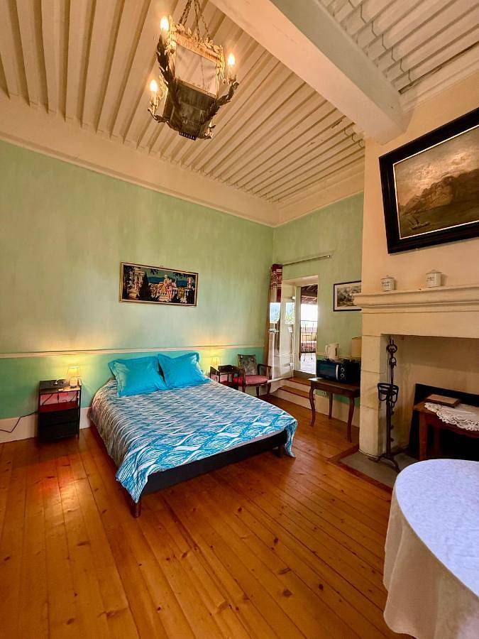 Gîte pour 3 personnes, avec jacuzzi et jardin à Drumettaz-Clarafond - 4