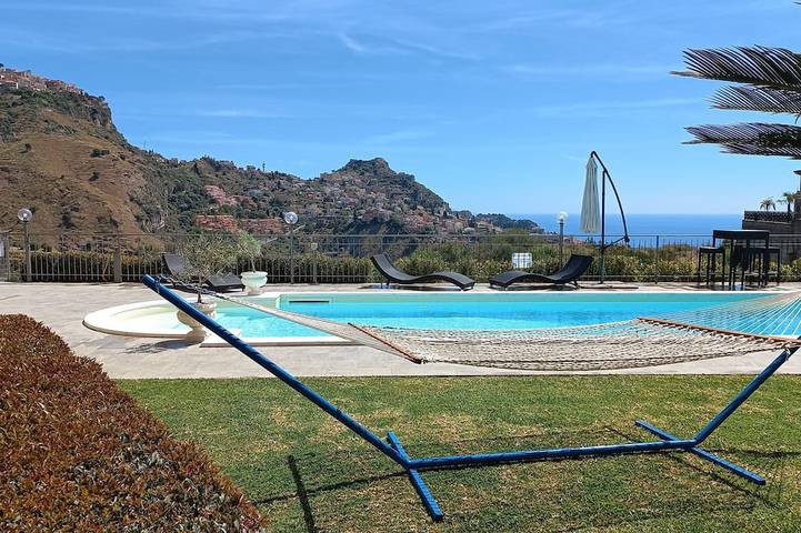 Appartamento per 4 persone, con giardino in Castelmola