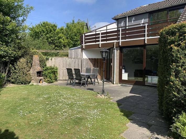 Ferienhaus für 4 Personen, mit Balkon und Garten