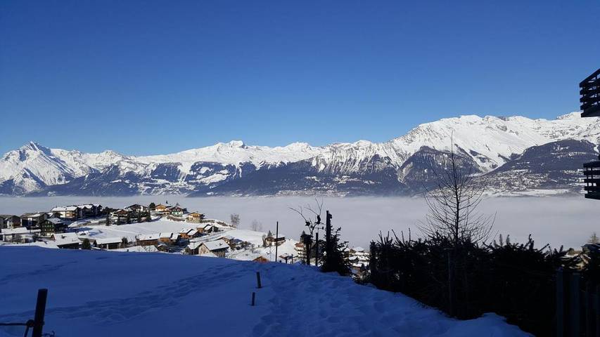 Gîte pour 4 personnes, avec vue et jardin, animaux acceptés dans Nax - 2