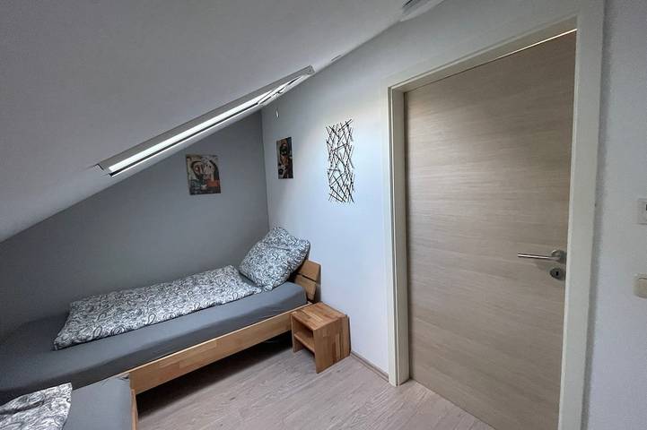 Ganze Wohnung, Ferienwohnung/App. für 2 Gäste mit 39m² in Neufraunhofen in Neufraunhofen, Ostbayern