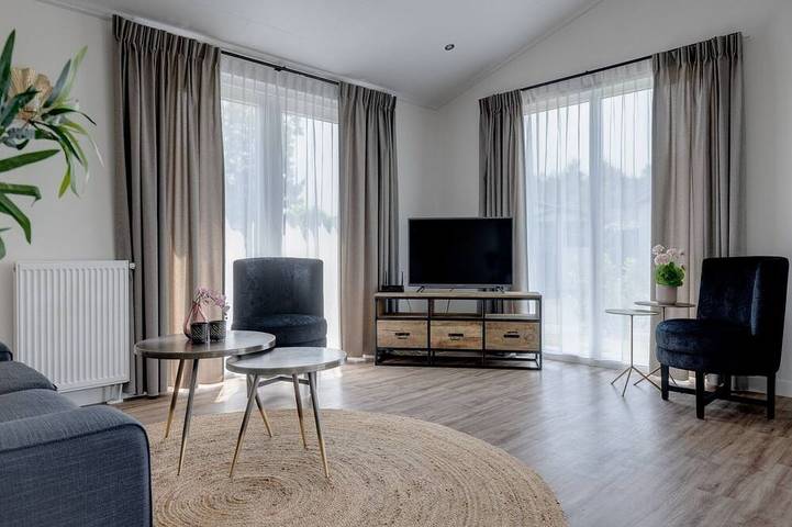 Appartement voor 6 personen, met tuin en zwembad in Veldhoven