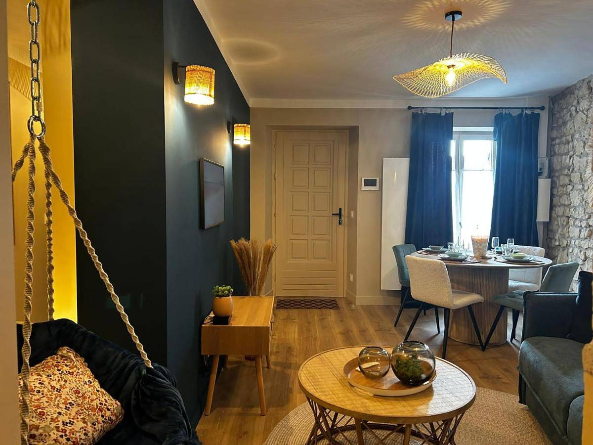 Appartement entier, One-Bedroom Apartment in Venette, Oise