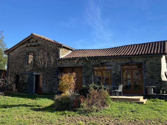 Gîte pour 5 personnes, avec piscine et jardin, animaux acceptés à Paulinet - 2