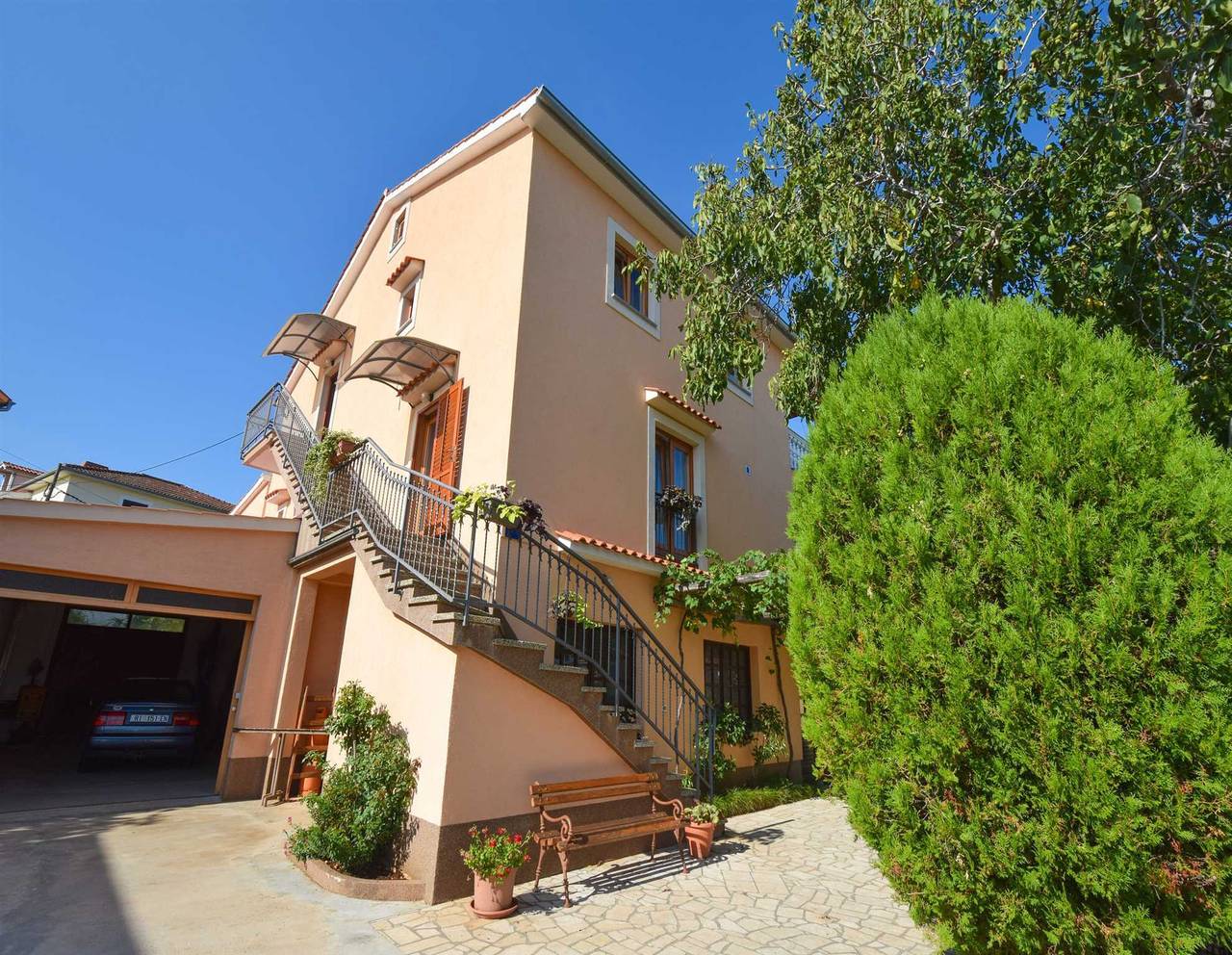Ganze Wohnung, Ferienwohnung Anton D. 1 in Zidarici, Krk