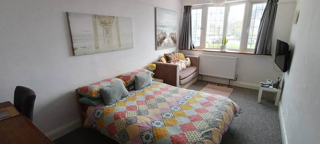 Holiday rental for 4 people, with Terrace and Garden as well as View in Bognor Regis
