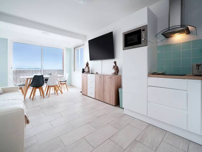 Gîte pour 6 personnes, avec terrasse dans Plage du Môle - 2