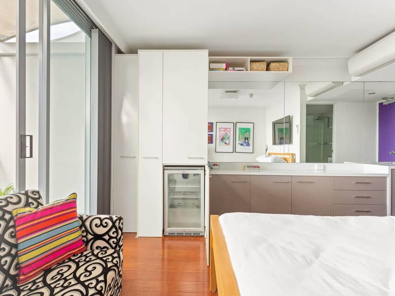 Entire apartment, Cosy Studio with City Views in Sydney, New South Wales