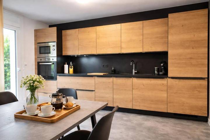 Location de vacances pour 6 personnes, avec terrasse et jardin à Romagnat - 2