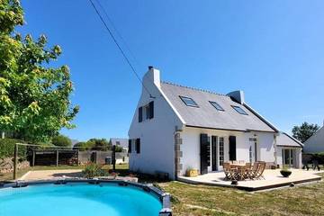 Gîte pour 11 personnes, avec piscine et jacuzzi, animaux acceptés dans Plage Vougot Plouguerneau