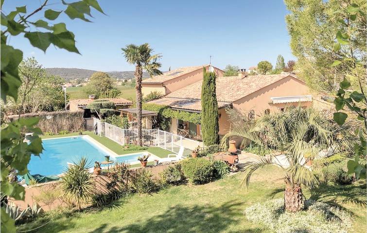 Maison de vacances pour 6 personnes, avec Terrasse ainsi que Jardin et Piscine