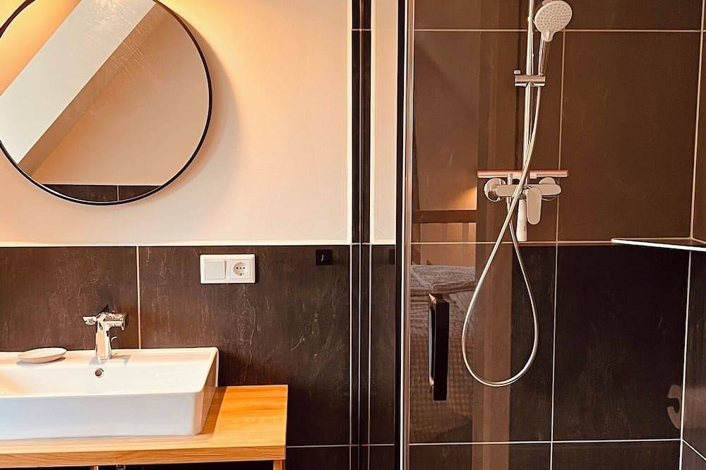 Ganze Wohnung, Ferienwohnung Reethaus M - Sommerhaus 54 in Grödersby bei Arnis. in Grödersby, Kappeln & Umgebung