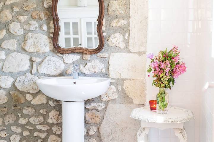 Gîte pour 2 personnes, avec jardin et piscine à Valaurie - 4