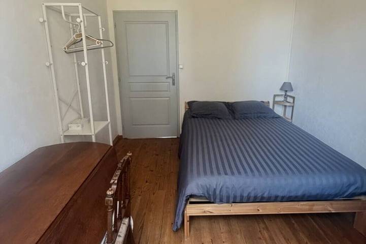 Location de vacances pour 6 personnes, avec jardin à Jau-Dignac-et-Loirac - 2
