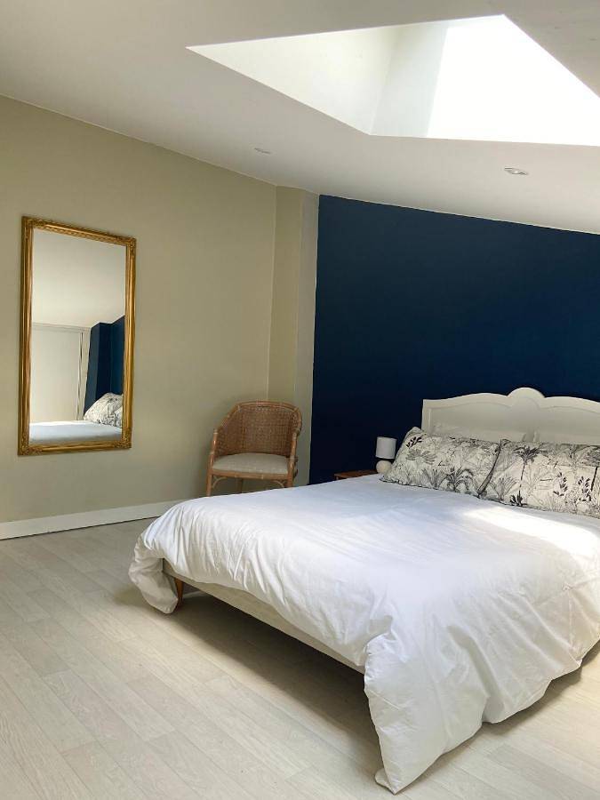 Two-Bedroom House in Rions, Région de Langon