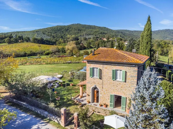 Ferienhaus für 6 Personen, mit Terrasse und Pool - 1