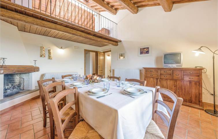 Appartamento intero, Appartamento a bordo piscina con parcheggio e internet in Larciano, Provincia di Pistoia