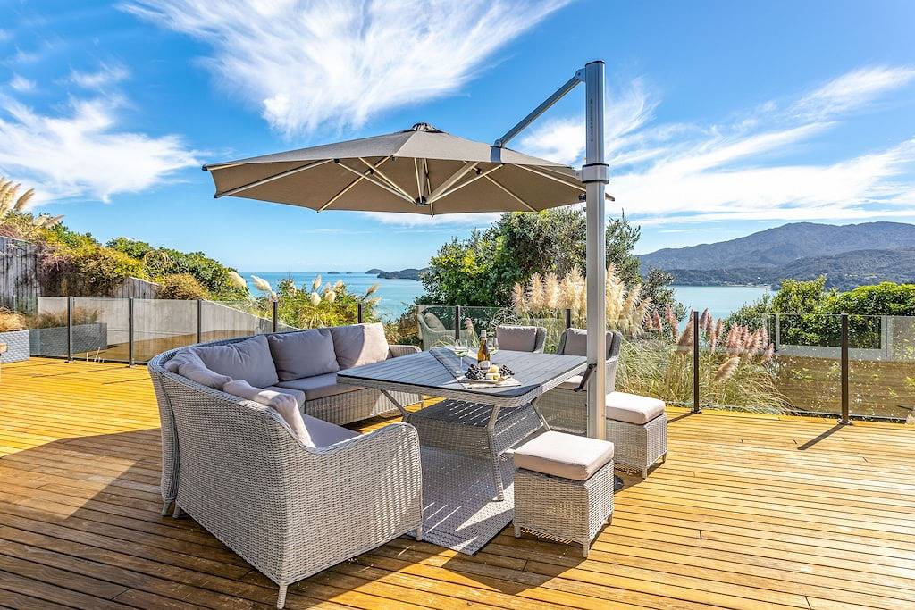 \"Sky House\" Erstaunliche Aussicht und luxuriös. Beste Unterkunft !! in Coromandel, Waikato