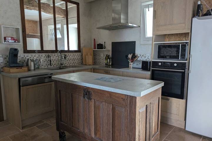 Gîte pour 4 personnes, avec jardin à Précilhon - 4