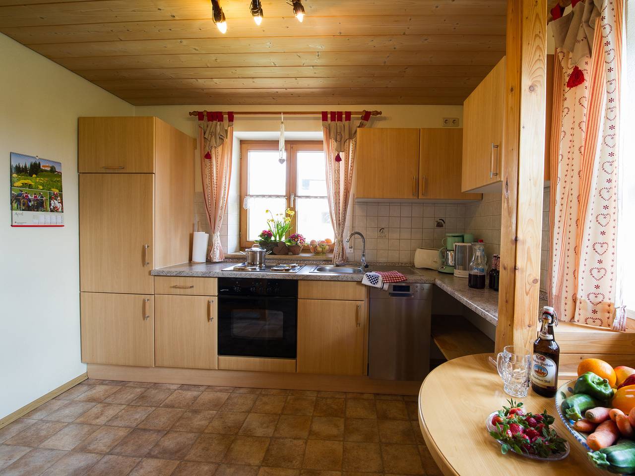 Ganze Ferienwohnung, Ferienwohnung Mohnblume in Burggen, Romantische Straße