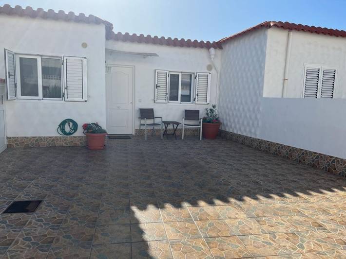 Bungalow para 4 personas, con Terraza y Piscina en Costa Calma