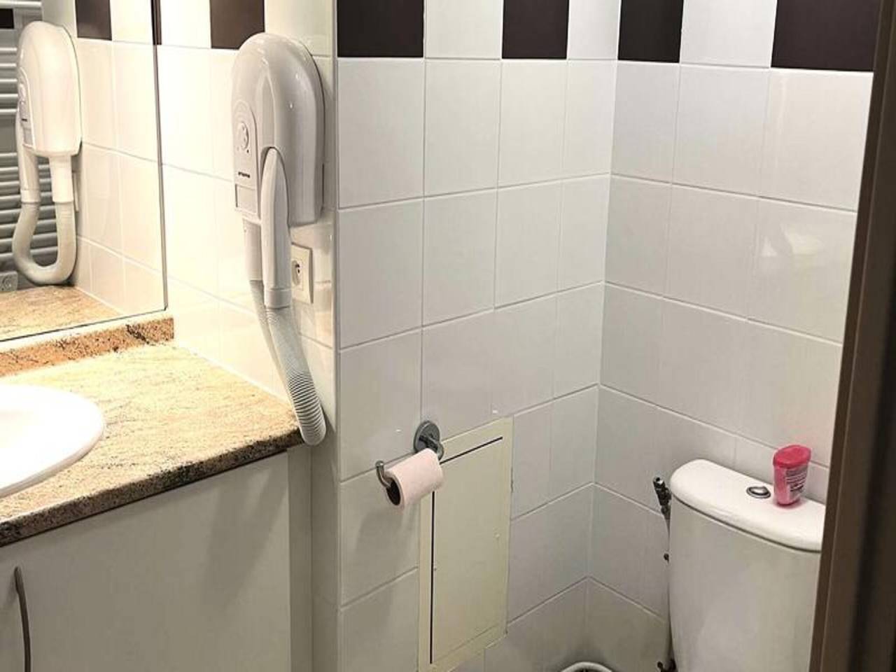 Appartement entier, Appartement à Vernet près d'une piscine commune in Vernet-les-Bains, Parc naturel régional des Pyrénées catalanes