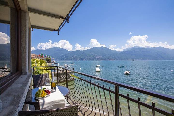 Gîte pour 5 personnes, avec balcon et vue sur le lac dans Menaggio