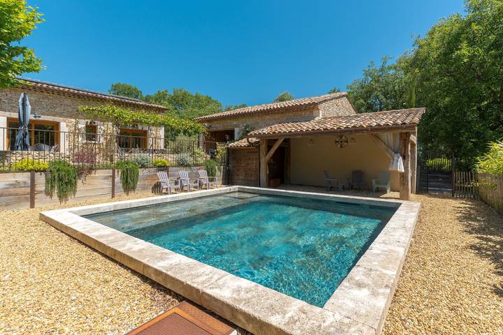 Location de vacances pour 4 personnes, avec Jardin