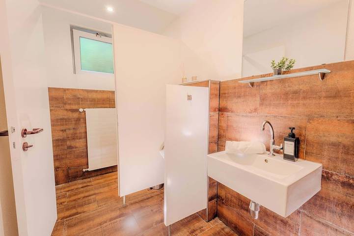 Chalet für 20 Personen, mit Garten und Whirlpool sowie Balkon und Pool, mit Haustier am Mittelrhein - 3