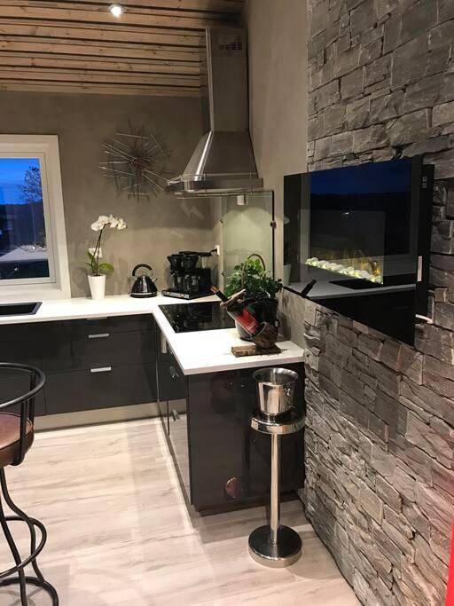 Ganze Wohnung, Topp moderne suite. in Larvik
