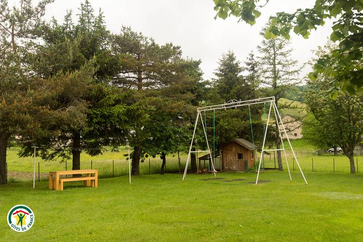 Gîte pour 6 personnes, avec jardin à Corrençon-en-Vercors - 2