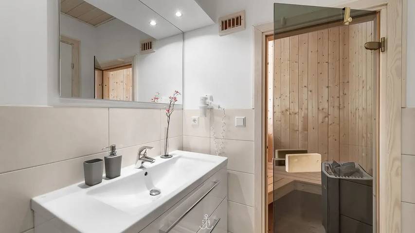 Ferienhaus für 4 Personen, mit Balkon und Terrasse sowie Garten und Sauna an der Kieler Bucht - 4
