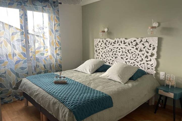 Location de vacances pour 8 personnes, avec terrasse et jardin à Pléhédel - 2