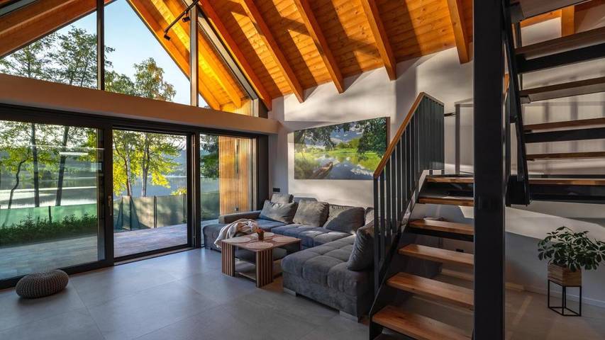 Ferienhaus für 6 Personen, mit Ausblick und Seeblick sowie Garten in Kienberg