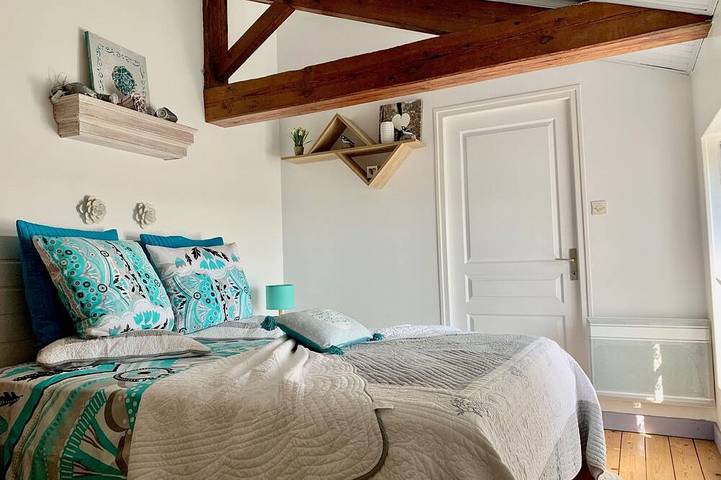 Casa rural renovada con jardín, pesca y WiFi en una granja de cereales orgánicos in Brem-sur-Mer, Valle del Loira