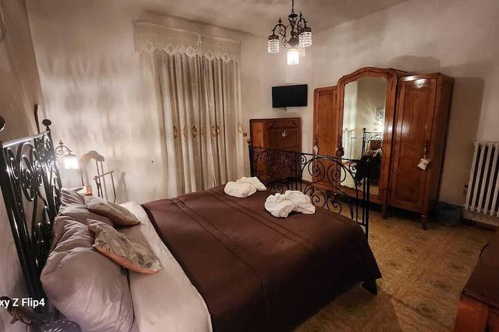 Ganze Wohnung, Cozy apartment a few meters from the Baiano highway exit. in Sirignano, Avellino Provinz