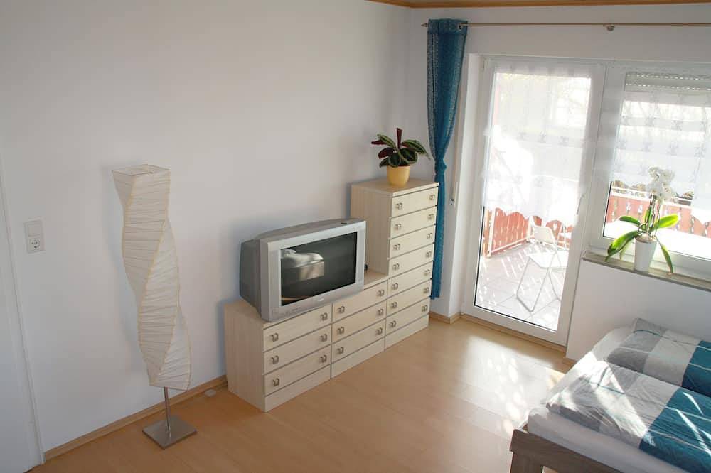 Apartamento entero, Amplio apartamento en la esquina de las tres ciudades. in Núremberg, Franconia
