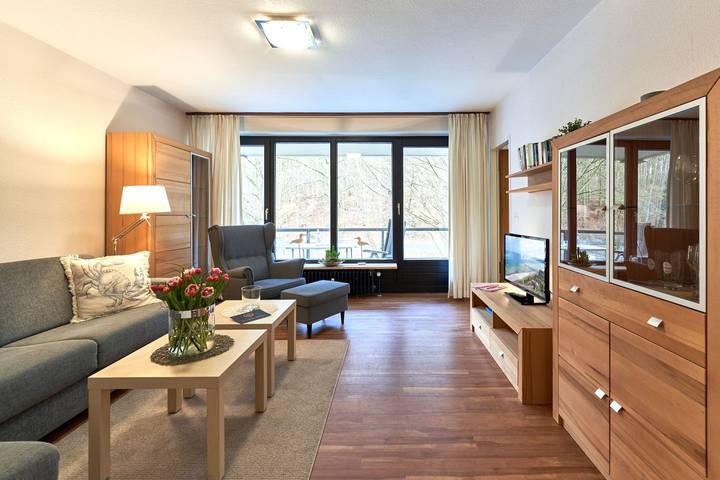 Ganze Wohnung, Strandnahe 2 Zimmer-Wohnung in Timmendorfer Strand mit Südwest-Terrasse in Timmendorfer Strand, Ostholstein