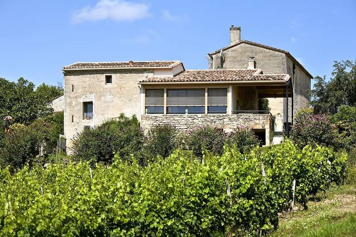 Location de vacances pour 6 personnes, avec jardin à Puisseguin